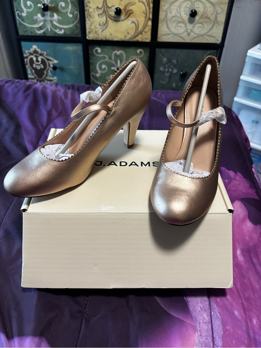 Adams Women's Metallic Rose Gold Mary Jane Heels Size 10